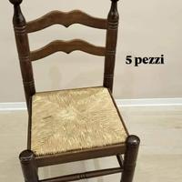 Sedie in legno e pag