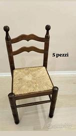 Sedie in legno e pag