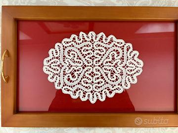 Vassoio fatto a mano in pizzo di Cantù