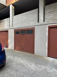 Box auto via C. Colombo 37, seriate