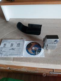 Fujifilm MV-1 Digital Camera Vintage pari a nuovo 