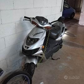 Suzuki AY Katana 50 - 1999