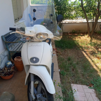 Scarabeo 50cc bianco