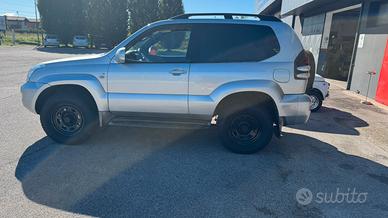Toyota Land Cruiser j 120 3 porte