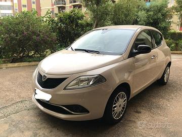 Lancia Ypsilon 1.3 Multijet allestimento Gold-2017