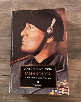 Libro Mussolini – Il fascino di un dittatore