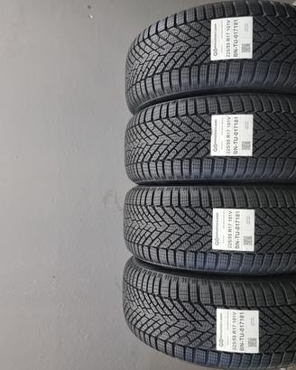 4 Pneumatici 225/55 R17 Pirelli Cinturato Winter 2