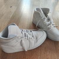 scarpe Nike Jordan 1 Mid donna numero 41