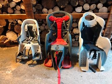 seggiolini bicicletta e casco 