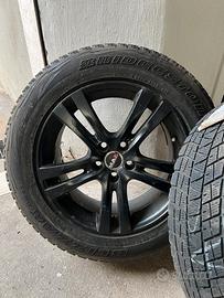 Cerchi neri Mak e gomme bridgestone