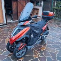 Piaggio Mp3 300