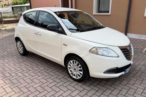 Lancia Ypsilon 1.2 Benzina Adatta a Neopatentati