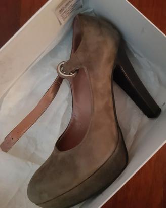 Scarpe vera pelle decolte' camoscio