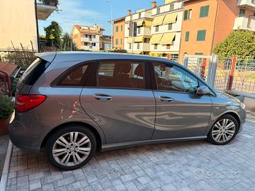Mercedes B 200 CDI