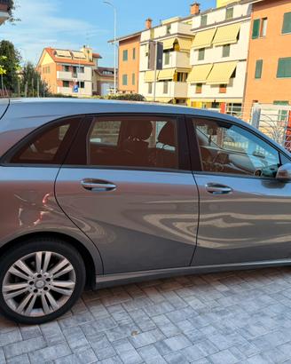 Mercedes B 200 CDI