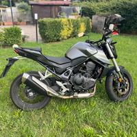 Honda Hornet 750 - 2023