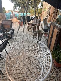 Sedia a dondolo con cuscino