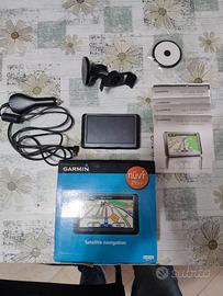 Navigatore satellitare Garmin nuvi 255