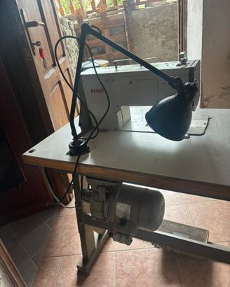 Macchina da cucire industriale pfaff1245