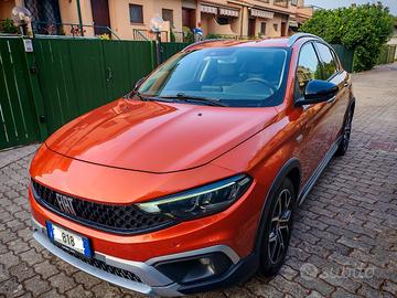 Fiat Tipo cross 