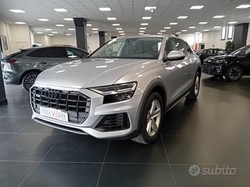 Audi Q8 RS TFSI V8 MHEV quattro tiptronic