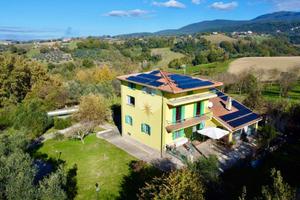 VILLA SINGOLA A CALVI DELL'UMBRIA