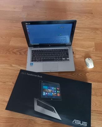 Asus Trasformer Boox TX300CA - Tablet e pc insieme