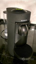 Macchina da Caffè Nespresso Vertuo Nera