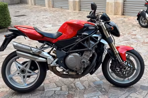 Brutale 910S