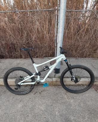 Specialized Status 160 XL 2023