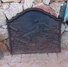 Pastra in ghisa antica per caminetto
