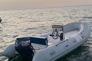 Gommone Tecno 510 con carrello