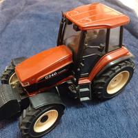 MODELLO TRATTORE FIATAGRI G240 