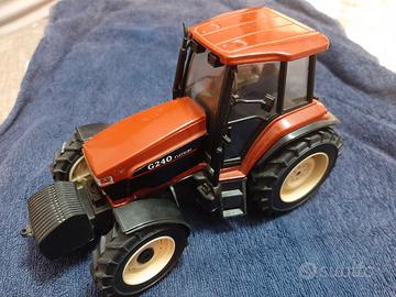 MODELLO TRATTORE FIATAGRI G240 