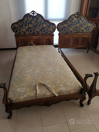 Coppia Letti in legno con cassoni a molle