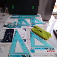 CARTELLINA, COMPASSO/BALA RIGHE E SQUADE 45° E 60°