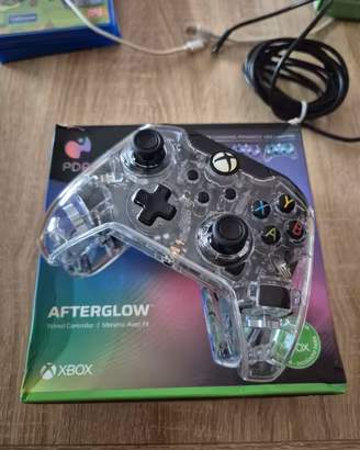 Controller PDP Afterglow trasparente per Xbox e Pc