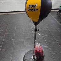 Pungiball regolabile e guanti da pugilato