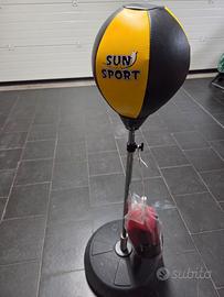 Pungiball regolabile e guanti da pugilato