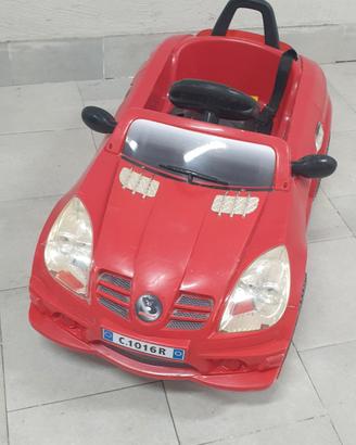 Auto elettrica per bambini