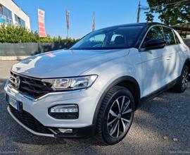 VOLKSWAGEN T-Roc 1.6 TDI SCR Style BlueMotion PACC