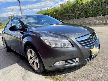 Opel Insignia cdti 2000 berlina cambio manue
