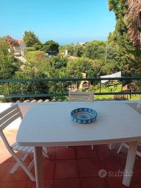 Natale a Torre dei Corsari, casa con giardino