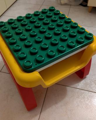 Tavolo attività giochi chicco