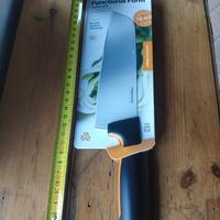 Coltello da cucina tipo asiatico.