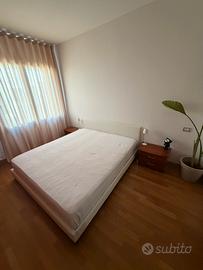 Letto, materasso e comodini