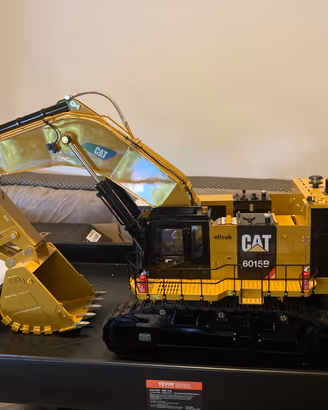 RC 1/14 CAT6015B + CAT Dumper 745