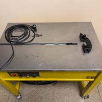 Reggiatrice semiautomatica