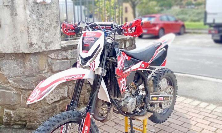 Husqvarna wr 125 2011 enduro