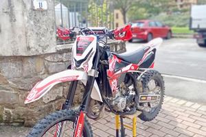 Husqvarna wr 125 2011 enduro